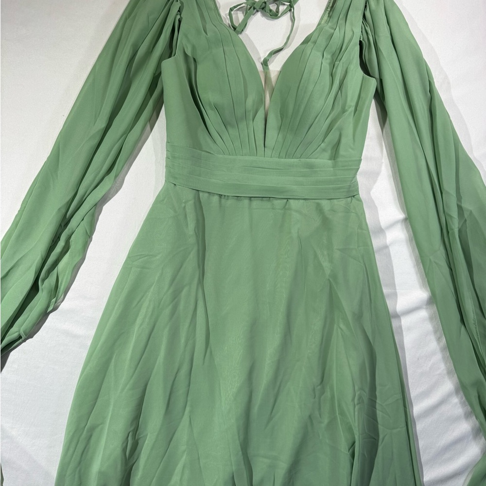 Elegant Sage Green V-Neck Long Sleeve Dress